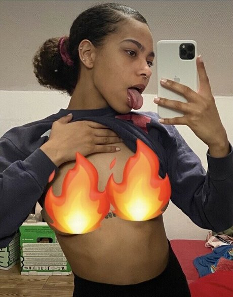 afroshawty exclusive actress photos