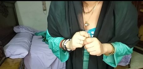 Karithecherry xxx pornstar pic