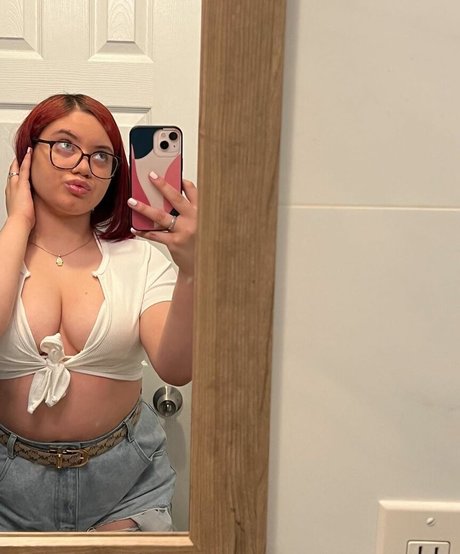 Sesy Dadoll model pornographic img