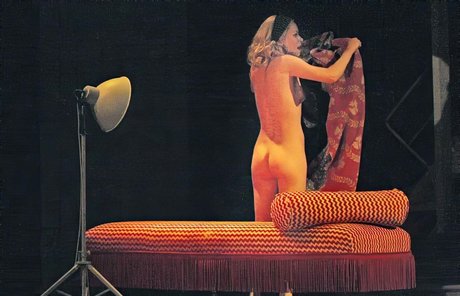 Anna Friel erotic star images