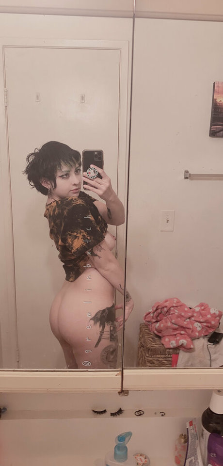 Gremlinbxtch star adult pics