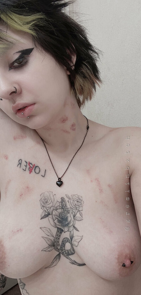 Gremlinbxtch pornstar hot pic