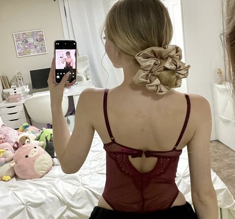 Sophia Diamond sex model pic