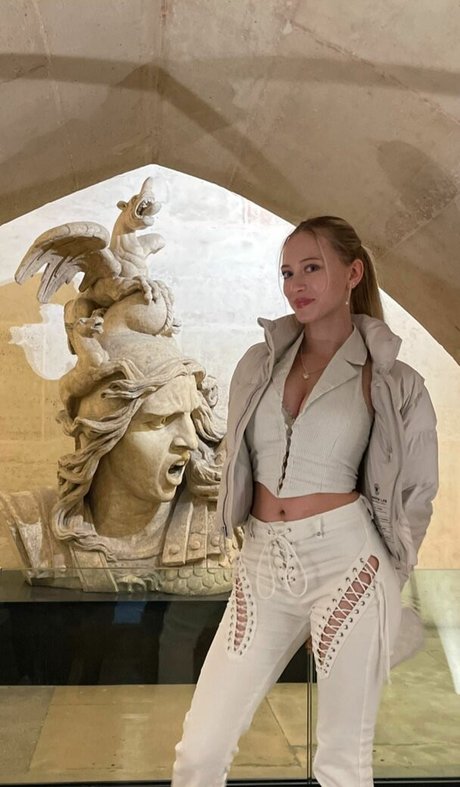 Sophia Diamond pornstar erotic galleries