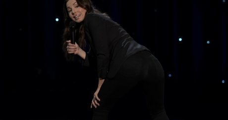 Whitney Cummings beautiful actress images