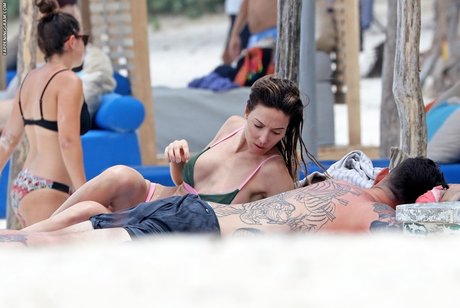 Whitney Cummings model sexy images