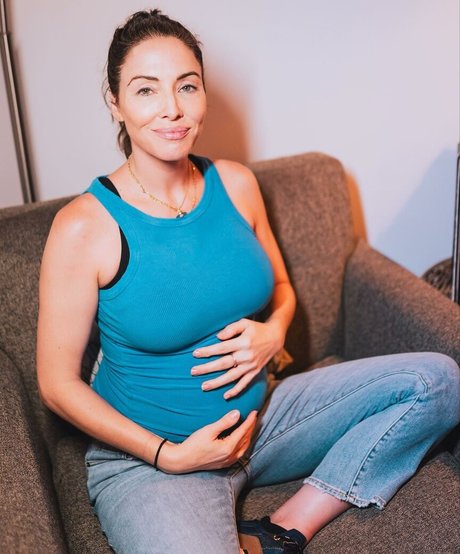 Whitney Cummings exclusive model pictures