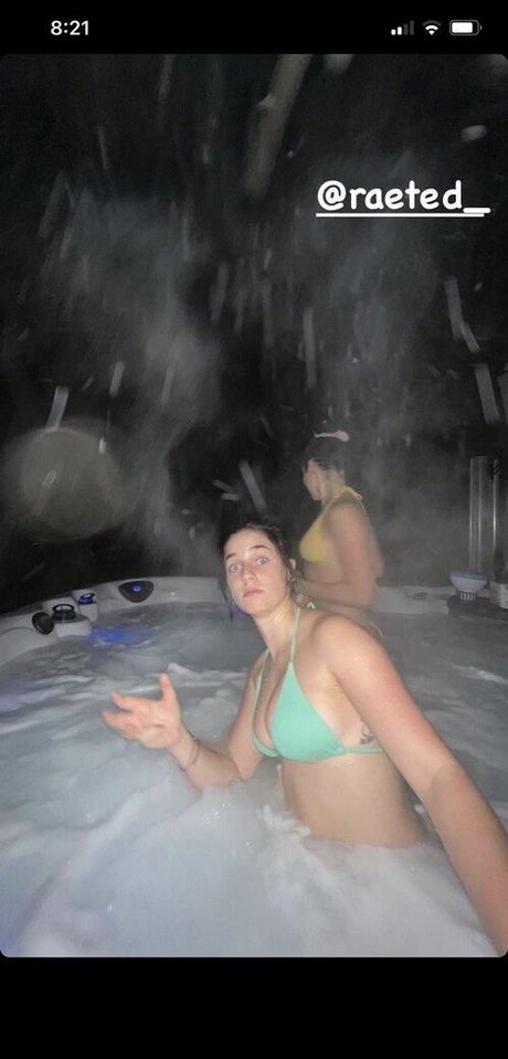 Classiccardad model erotic pictures