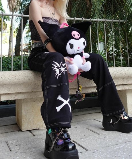 Iluvmeww sexy star pic