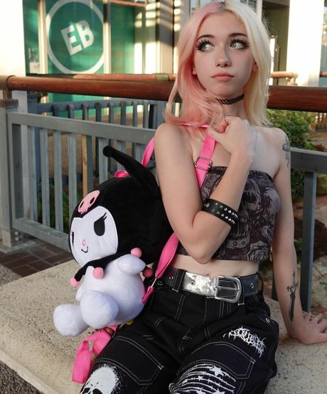 Iluvmeww pornstar gallery