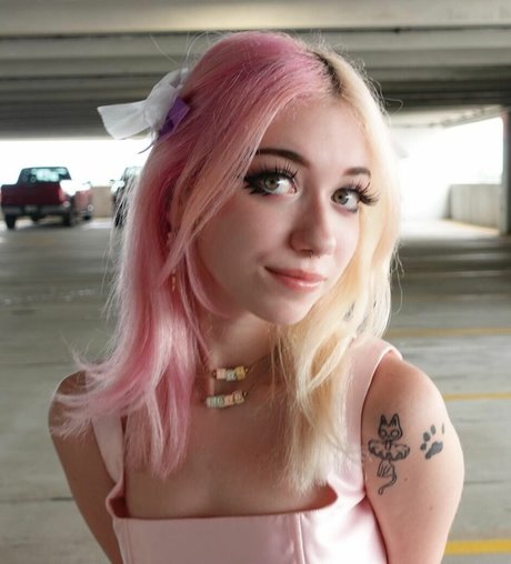 Iluvmeww model top galleries