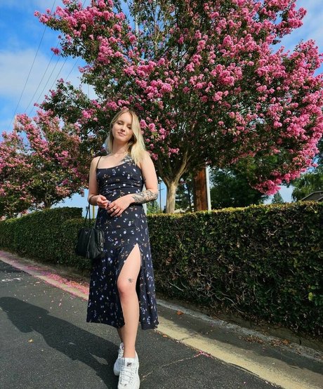 Sonja Reid free star picture