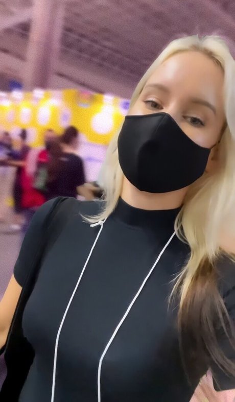 Sonja Reid pornstar nudes image