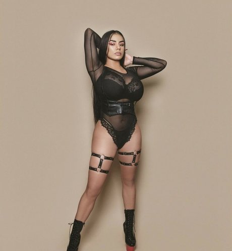 Noheli_ nude actress img