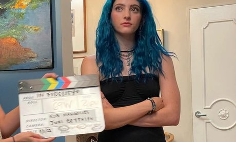 Willow Shields free star pictures