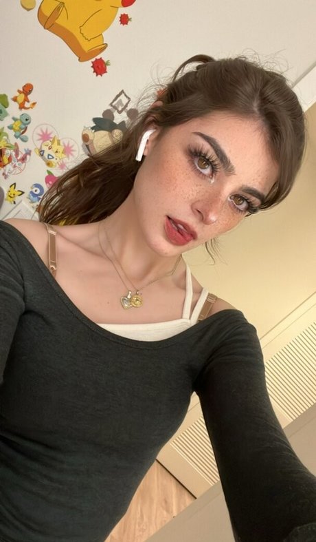 Aruuu model exclusive archive