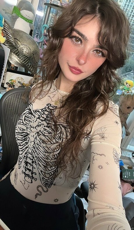 Aruuu nudes actress pic