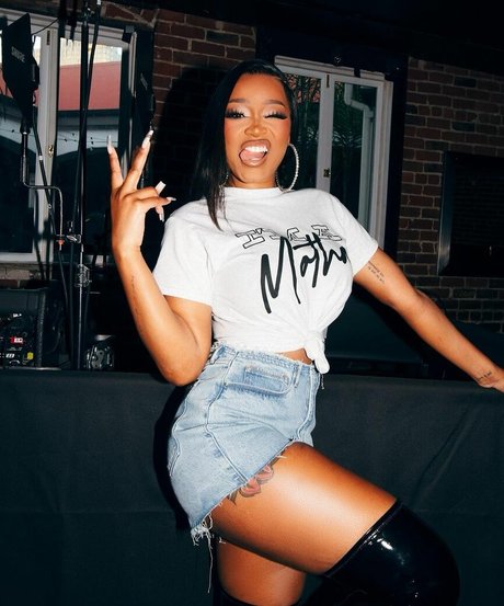 Keke Palmer pornstar erotic pictures