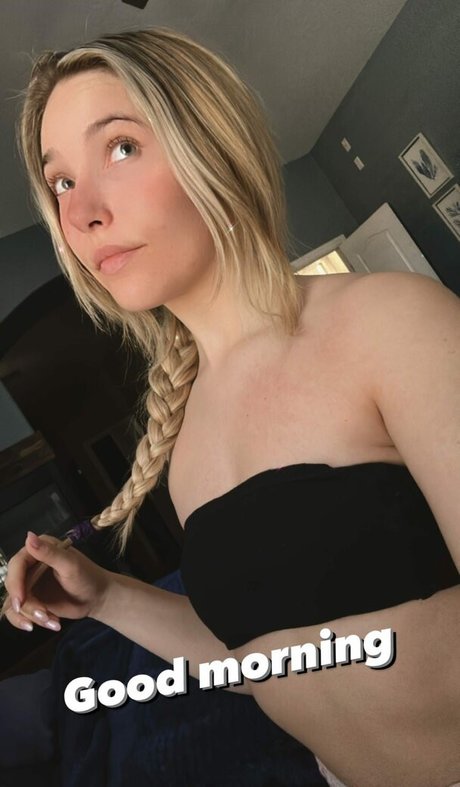 jennatwitch pretty model gallery