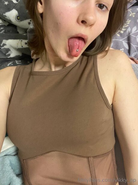 Vikky Op model nude gallery