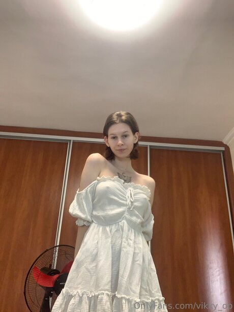 Vikky Op naked pornstar pic