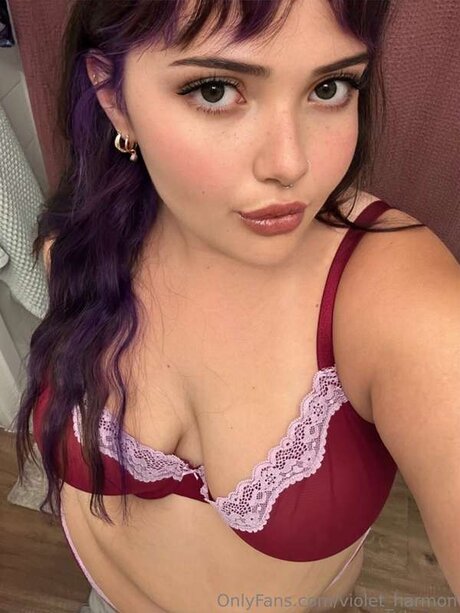 Violet Harmon hot pornstar img