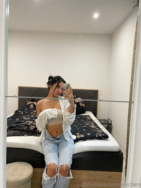 Vivchen pretty pornstar picture