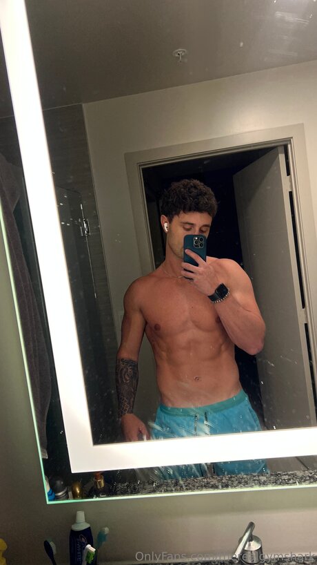 Therealgymshark star hot archive