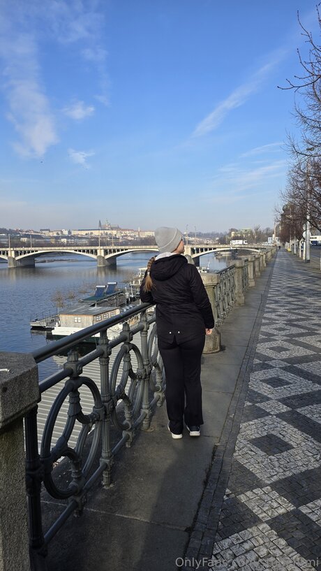 Studentmi free actress pictures