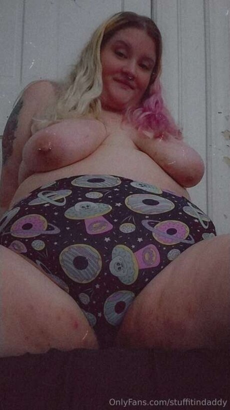 Stuffitindaddy model picture