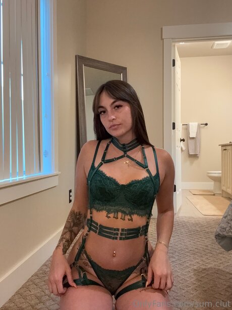 Sum Clut model hd galleries