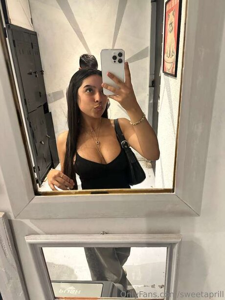 Sweetaprill star porn pic