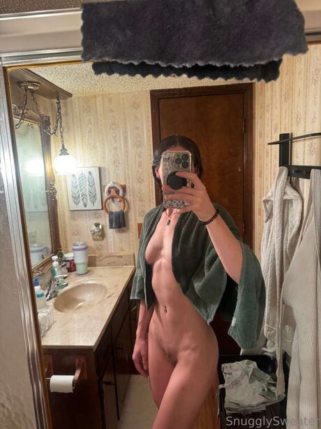 Snugglysweaterof exclusive star archive