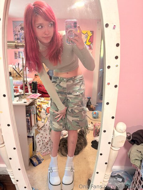 Sonnikuza pretty model pic