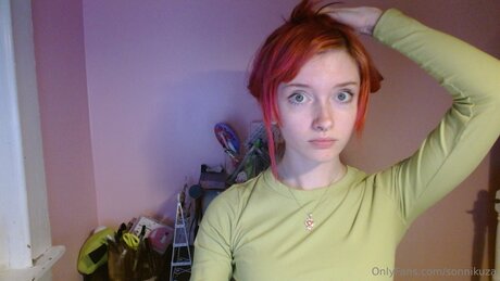 Sonnikuza sexy actress pics