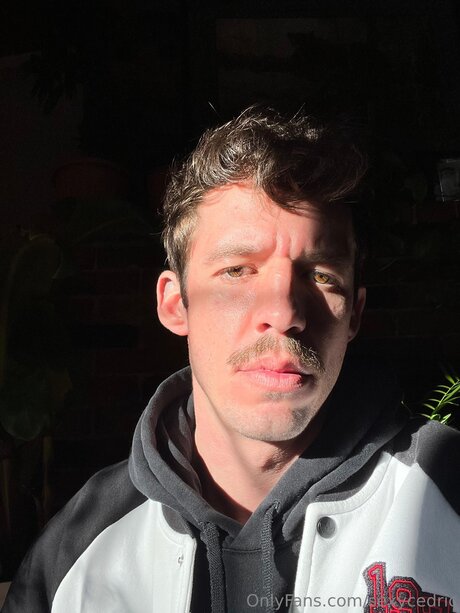 Sexycedric nude pornstar pics