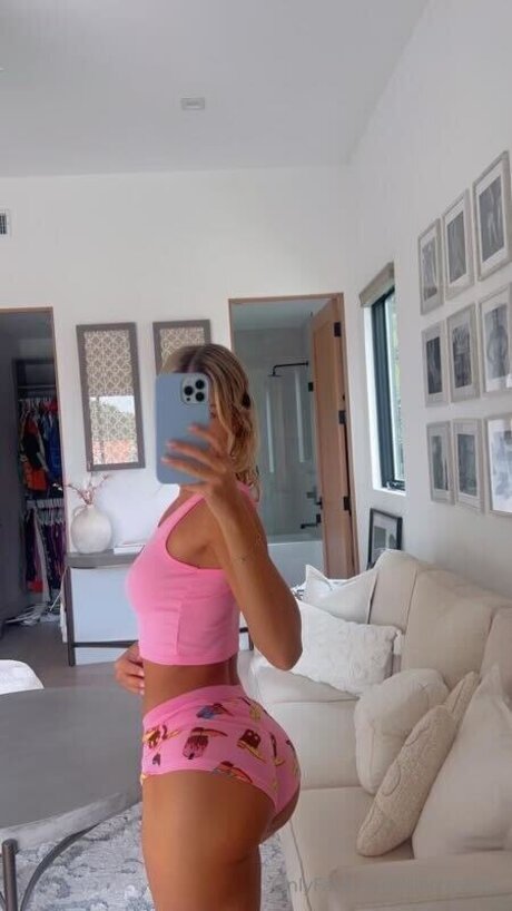 Sierraskye model high quality pic