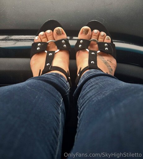 Skyhighstiletto pornstar pretty pics