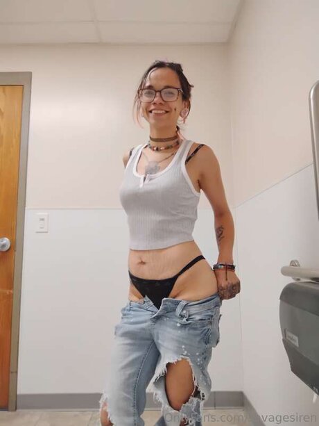 Savagesiren pornstar perfect galleries