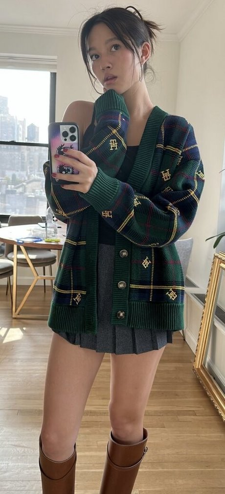 Lilychee nude pornstar archive