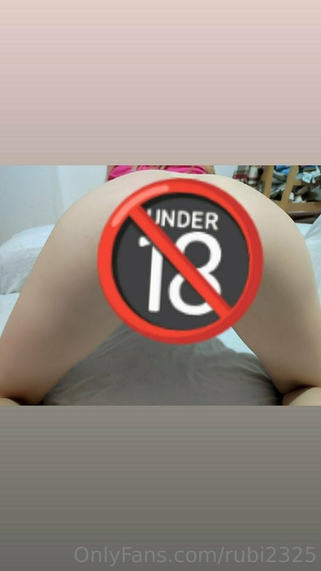 Rubi2325 erotic actress photo