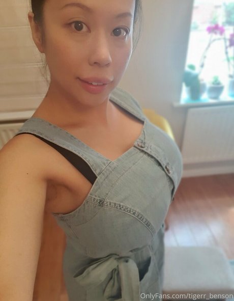 Tigerr Benson pornstar naked images