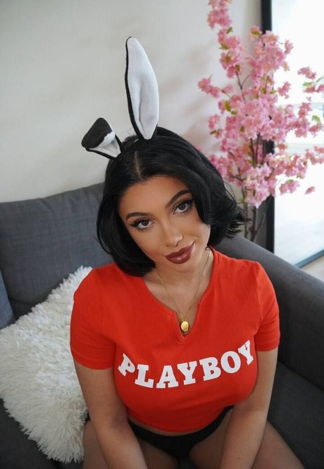 Julia Bayonetta hd actress galleries