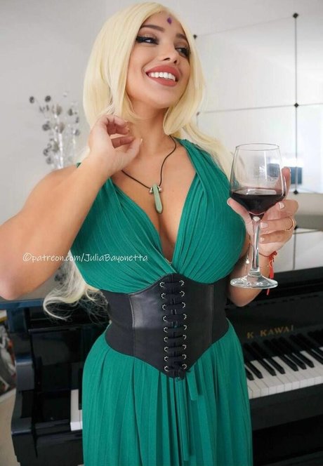 Julia Bayonetta pornstar nice photo