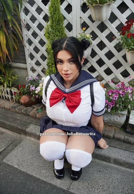 Julia Bayonetta pornstar beautiful pic