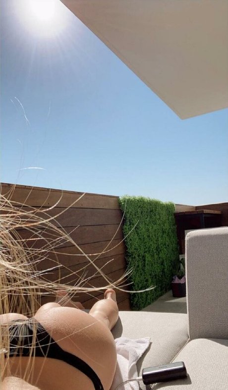 Katherine McNamara pornstar beautiful image