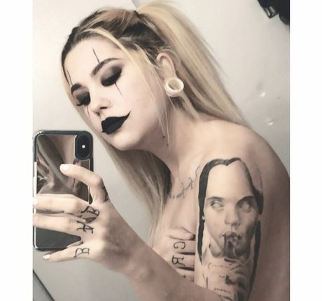 Moonkittenn star best photo