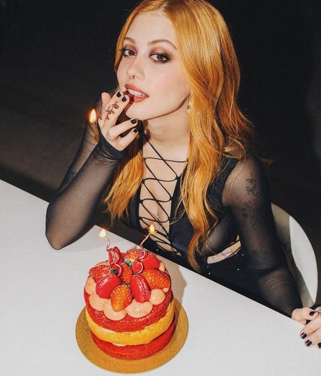 Ananda Morais model high quality photos