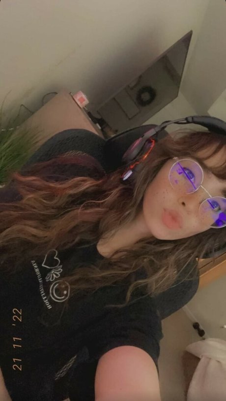 Catlyn Crespo nude pornstar gallery