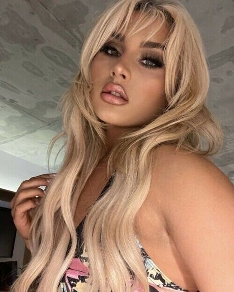 Tiffany Stratton star porn picture